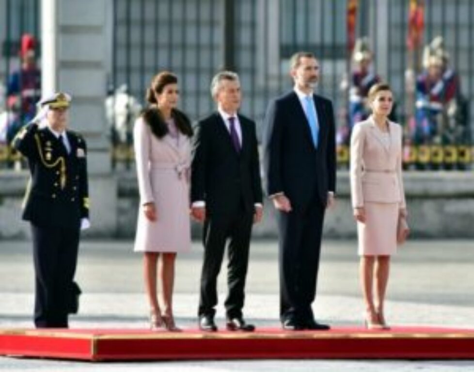 Spanish+Royals+Receive+President+Mauricio+PZR-2Bo9CQEl