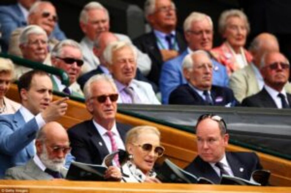 4264A92D00000578-4700854-Prince_Michael_of_Kent_Princess_Michael_of_Kent_and_Prince_Alber-a-8_1500274872916