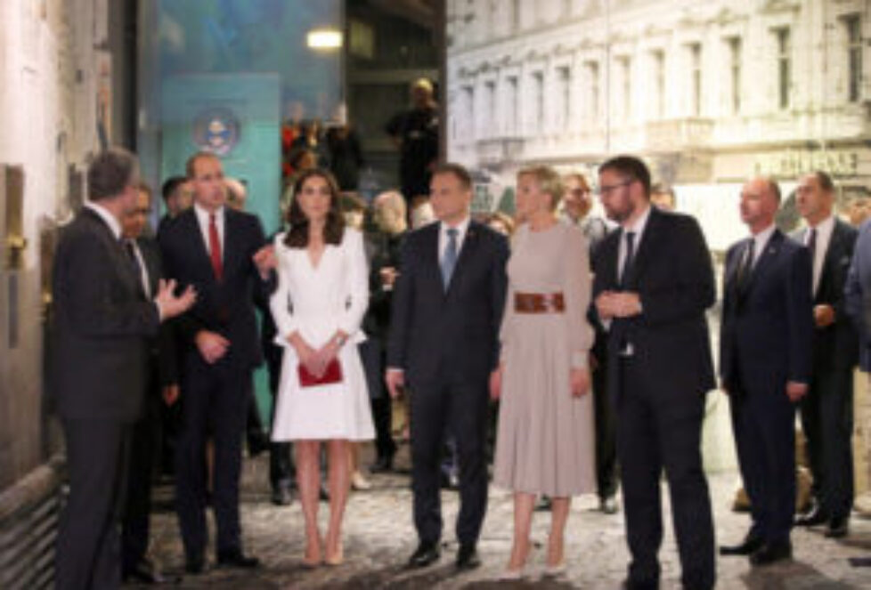 Duke+Duchess+Cambridge+Visit+Poland+Day+1+7GswvZveZXPl