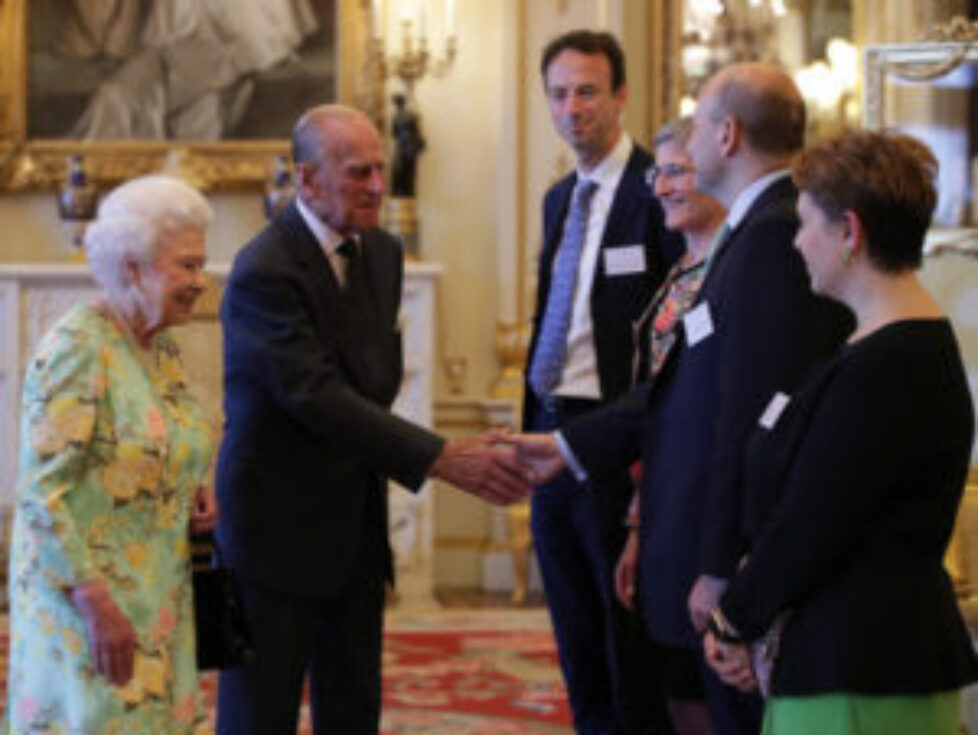 Queen+Awards+Enterprise+JPgjTF4oKF9l