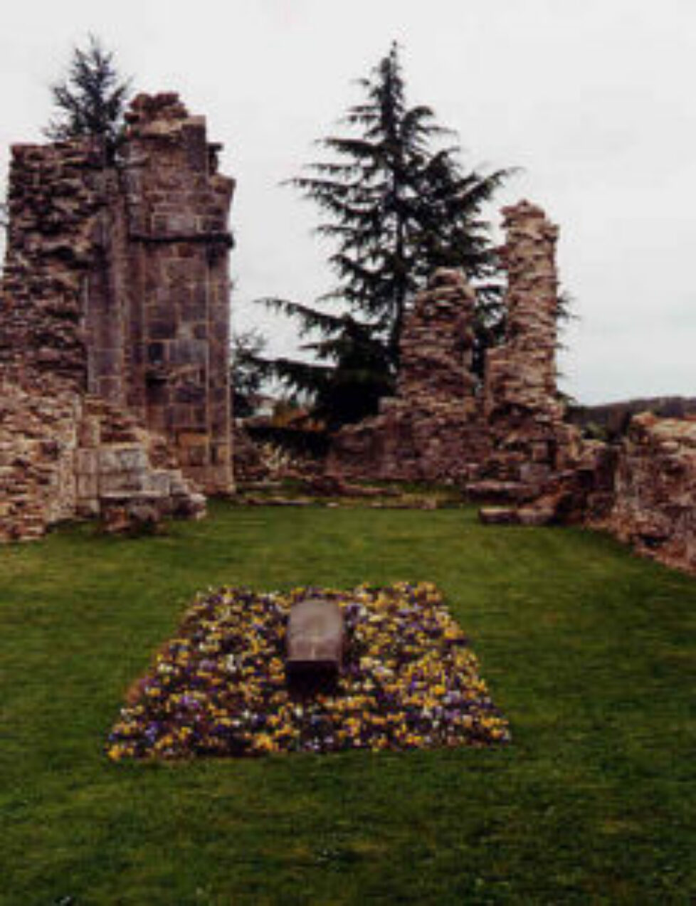 Gisant_en_mémoire_de_Richard_Coeur_de_Lion_à_Châlus