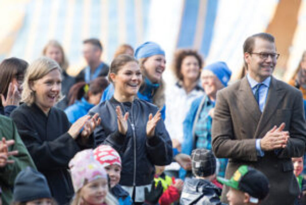 VICTORIA OCH DANIEL PÅ FRILUFTSFRÄMJANDET
