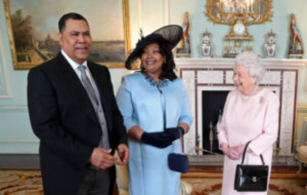 Private+Audiences+Queen+Buckingham+Palace+bkzYc3_Xb9tl