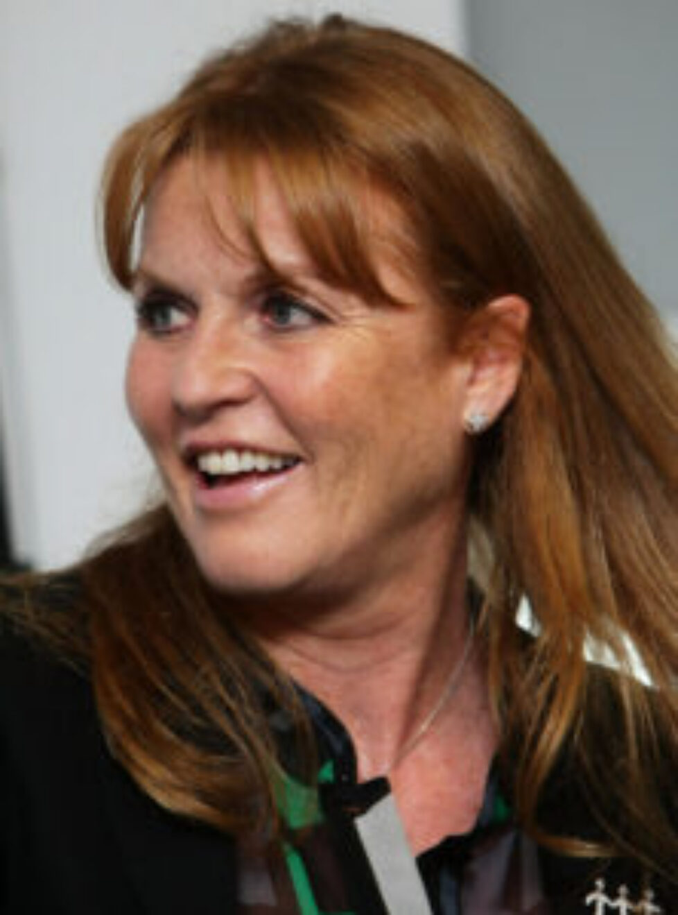 Sarah+Duchess+York+Princess+Eugenie+Visit+95_oF8-Ns2bx
