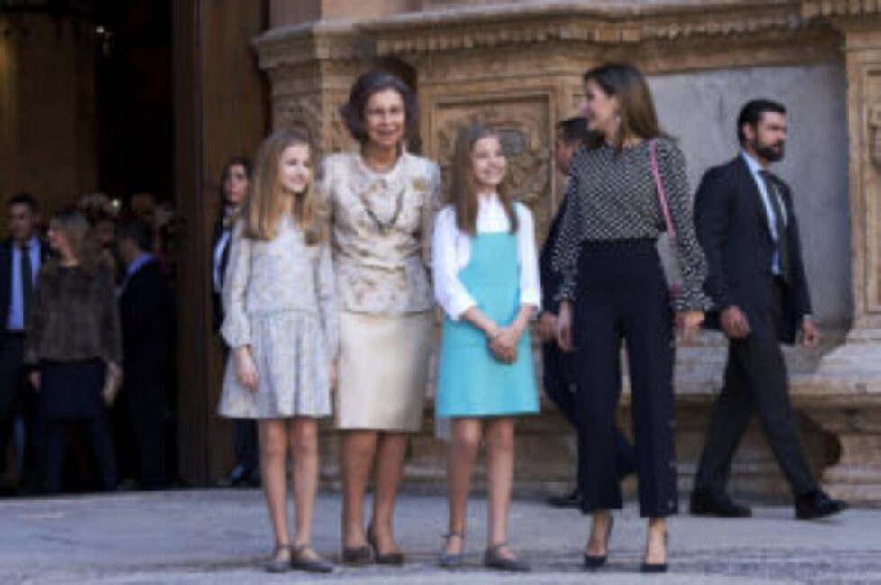 Spanish+Royals+Attend+Easter+Mass+Palma+de+IbcpNTWCGx_l