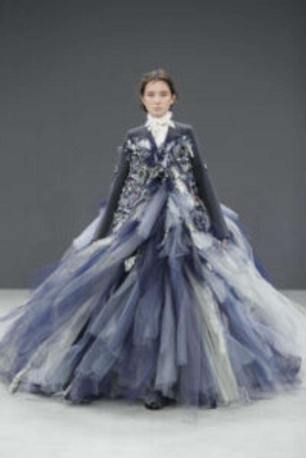 VIKTOR & ROLF HAUTE COUTURE FALL/WINTER 2016