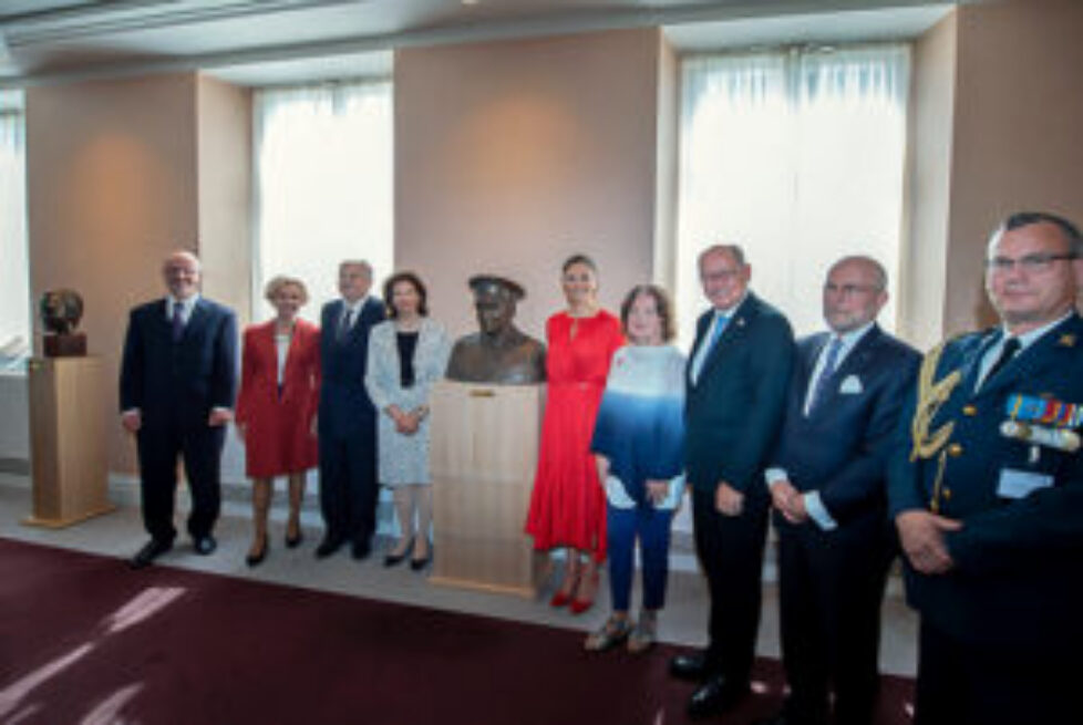 WEBB_20180529_HMD_KRPR_FolkeBernadotte-byst_foto_Anders_Löwdin_Riksdagen