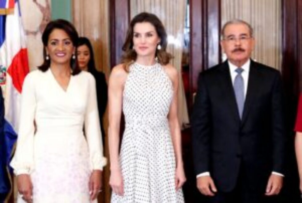 reina_viaje_cooperación_republica_dominicana_haiti_20180521_21