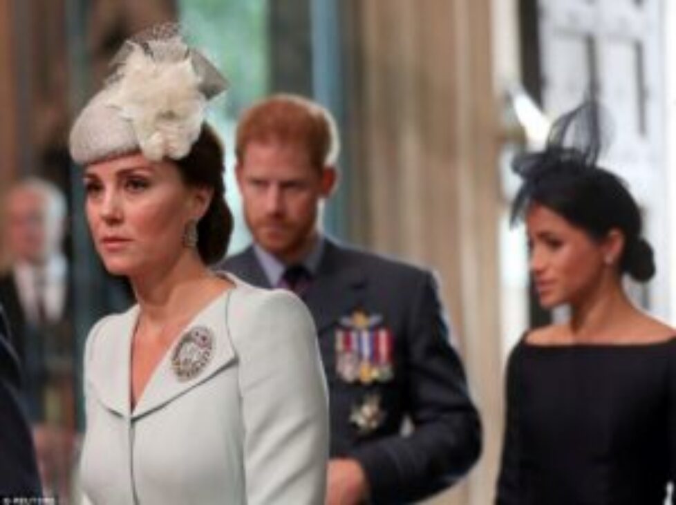 4E148FEF00000578-5937227-The_Duchess_of_Cambridge_who_yesterday_attended_her_son_Prince_L-a-71_1531216188923