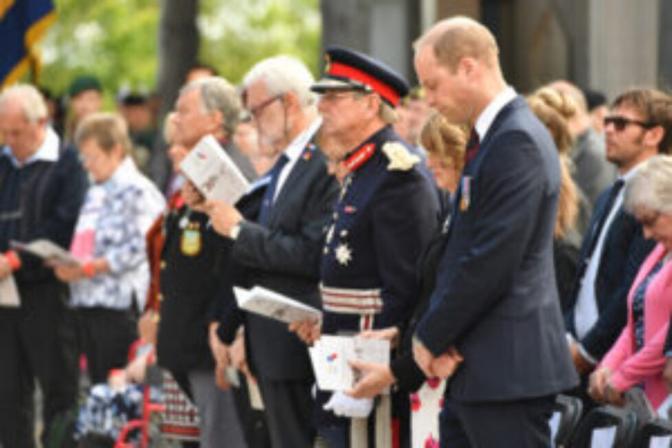Duke+Cambridge+Attends+Day+Commemoration+Service+WAdZQSC-04gl