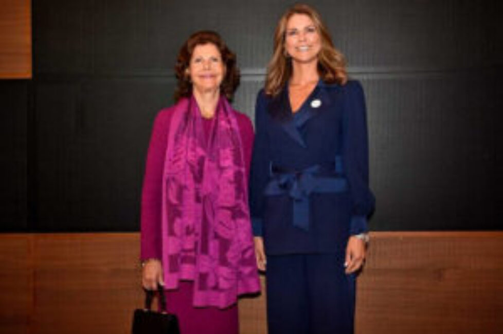 princess-madeleine-in-diane-von-furstenberg-suit-1