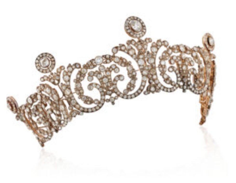 2020_CKS_18373_0236_002(early_20th_century_diamond_tiara_attributed_to_cartier)