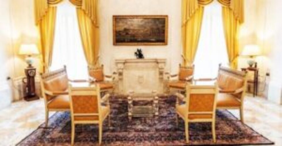 5a309f67955b9aa6b41ebe99419755087cc23ab9-palazzo-d-orleans-jpg-13047-1561561989