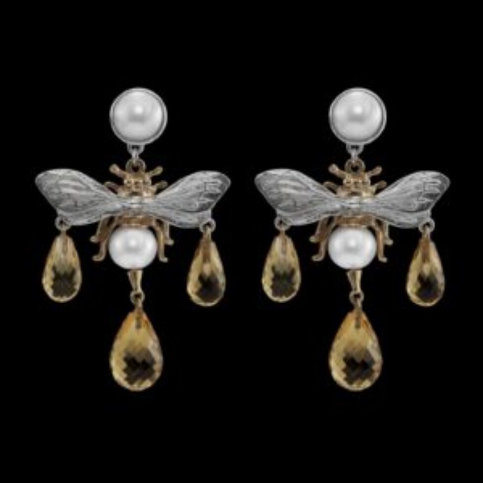 Multi-hornet-earring-18k-1440x1440