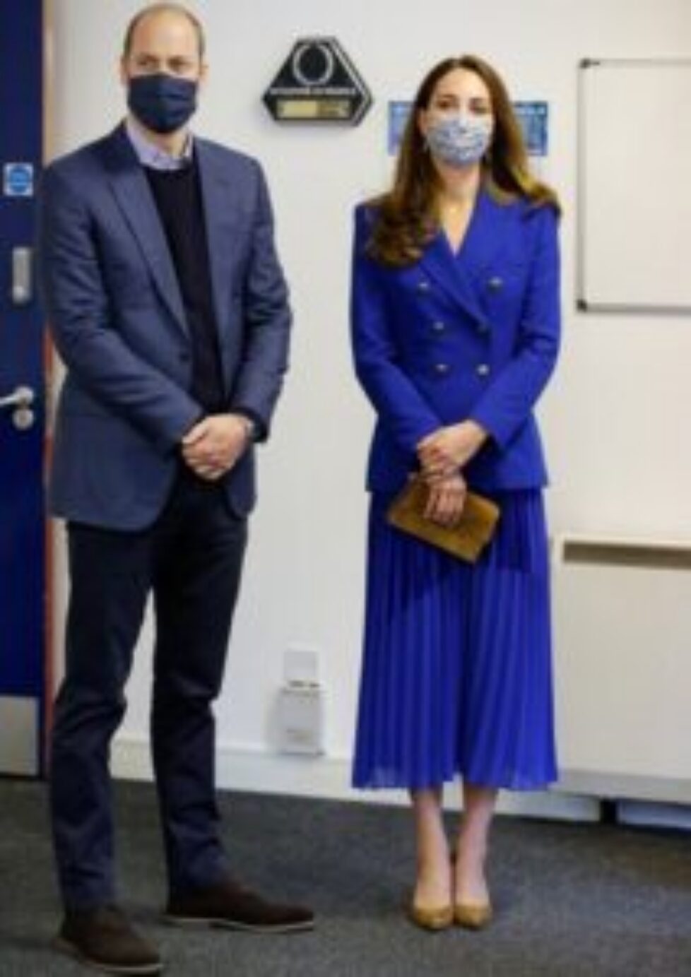 kate-middleton-in-zara-blazer-4