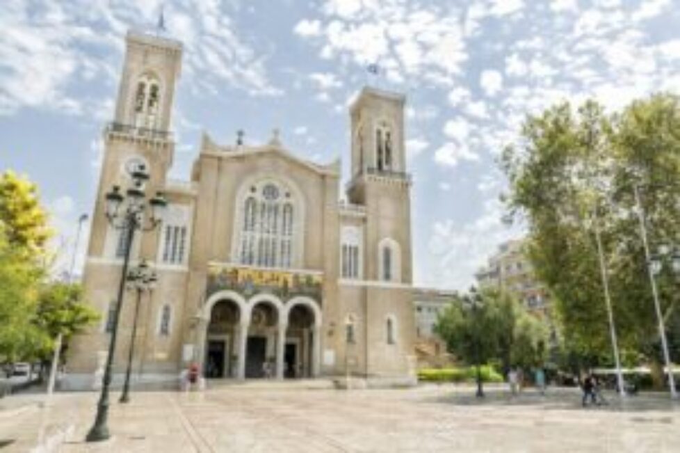 63407680-cathédrale-métropolitaine-d-athènes-grèce