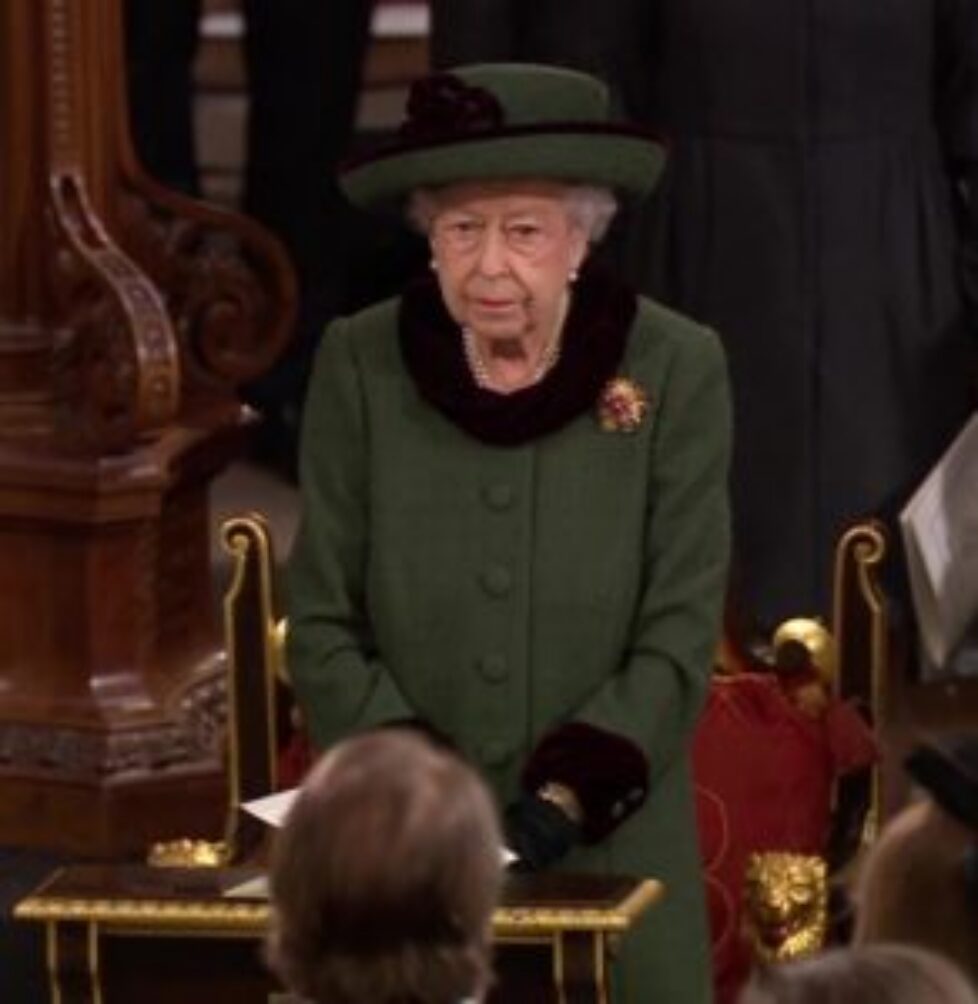 55949253-10663365-The_Queen_stood_and_shed_a_tear_for_her_husband_today_at_an_extr-m-125_1648552791269