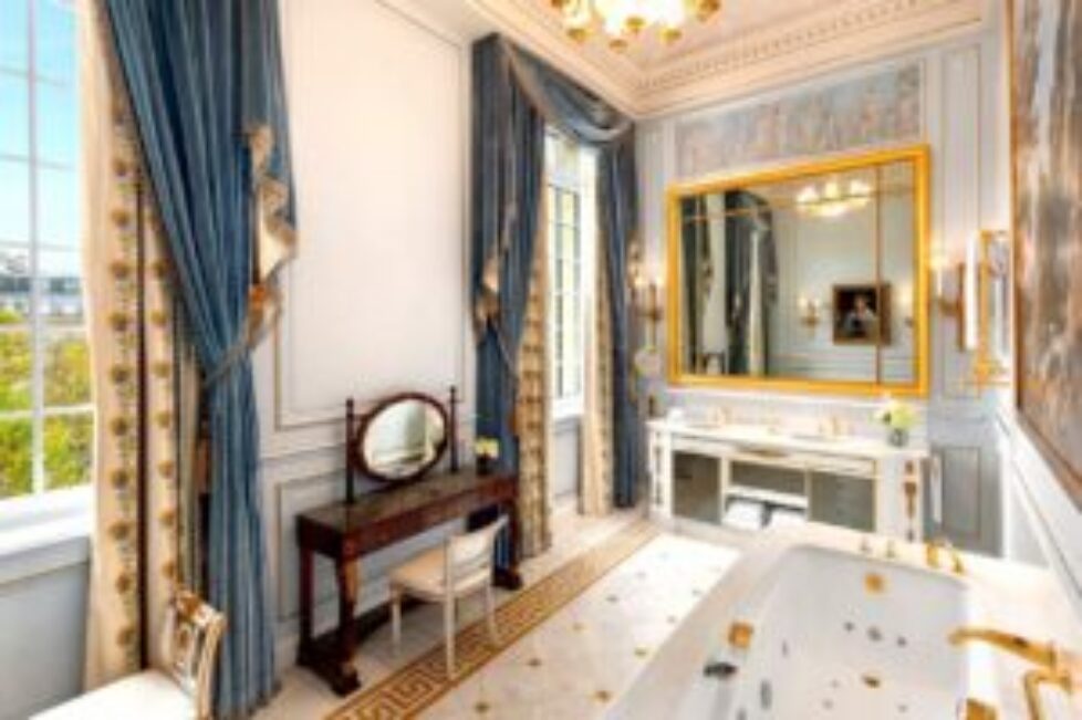 ShangriLaParis_LAppartementPrinceBonaparte5.jpg