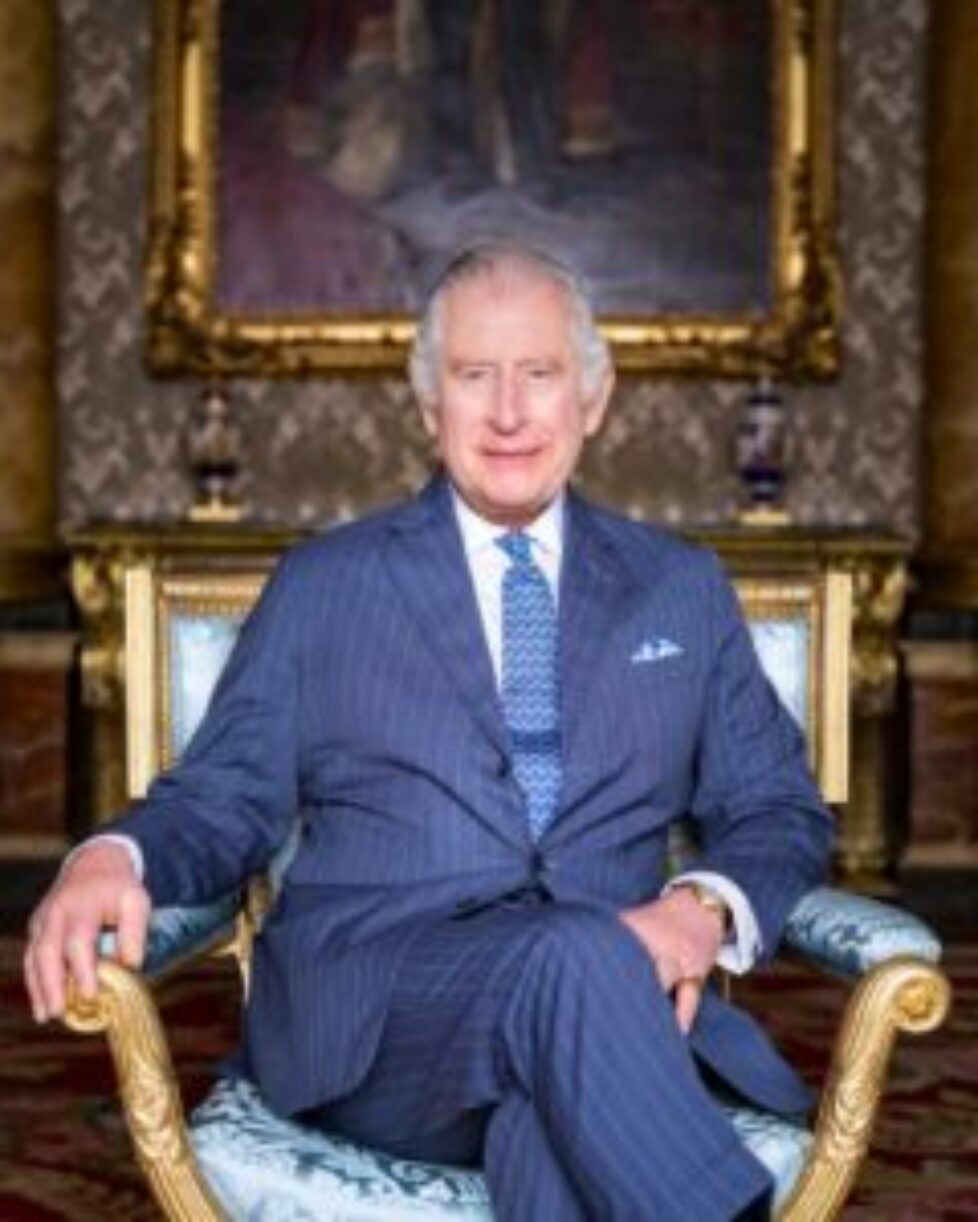 portrait-officiel-roi-charles-iii-couronnement-avant-avril-2023