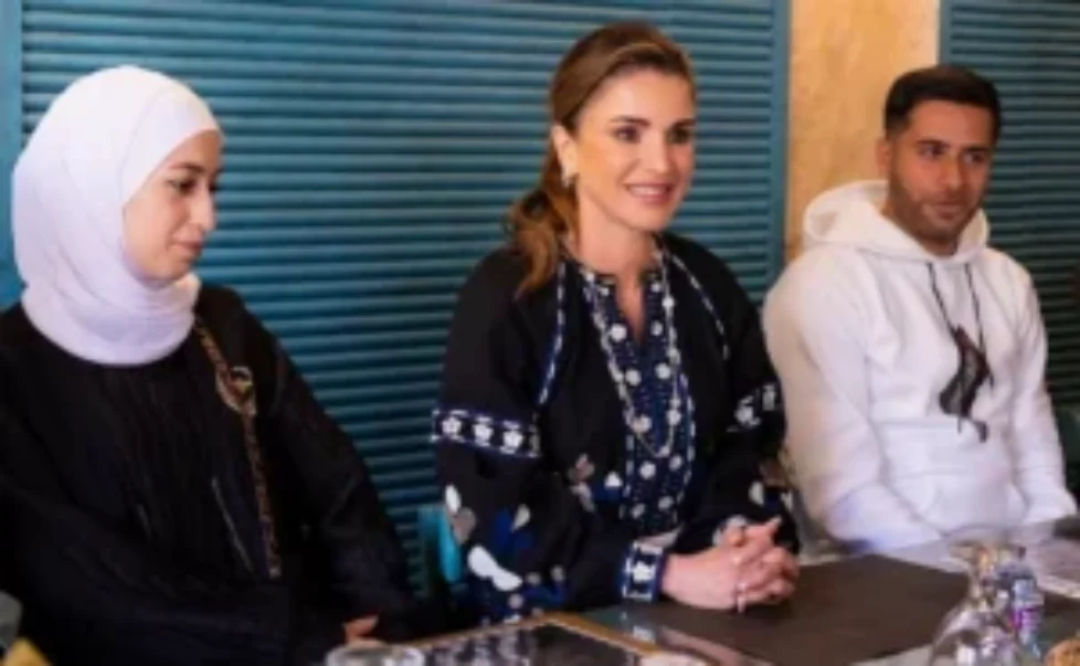 Queen-Rania-in-SEA-New-York-Shaina-dress-2