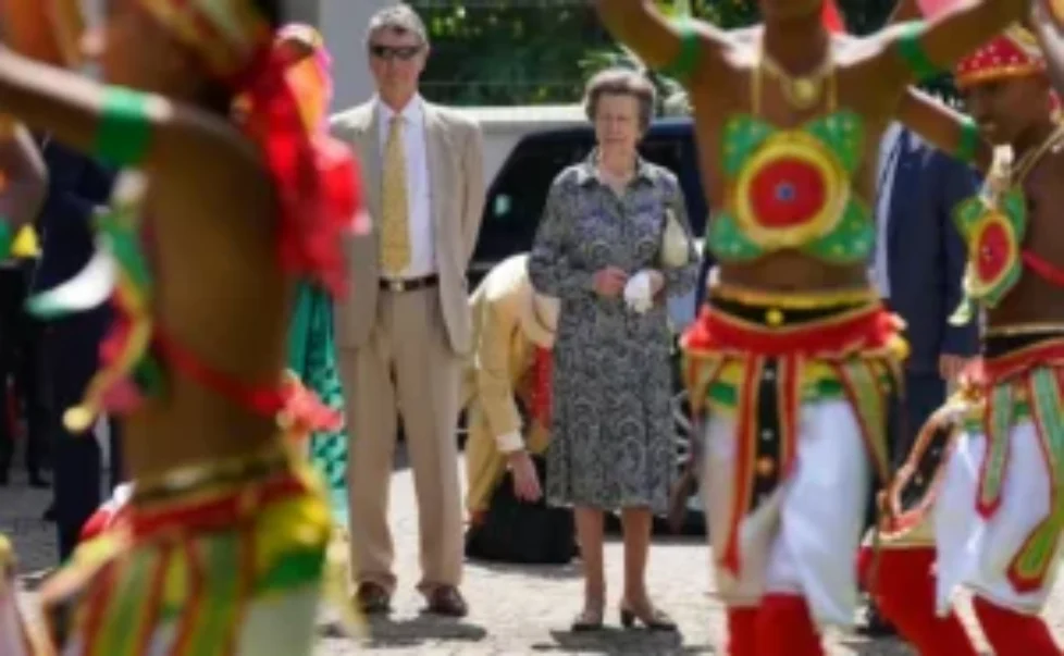 princess-anne-in-cotswold-collections-blouse-skirt-4