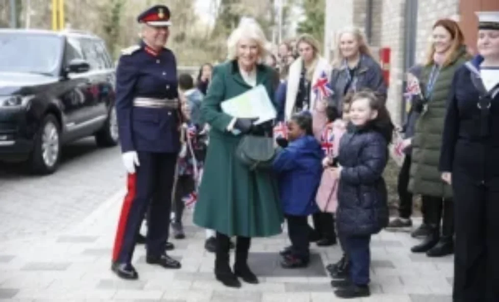 queen-camilla-3