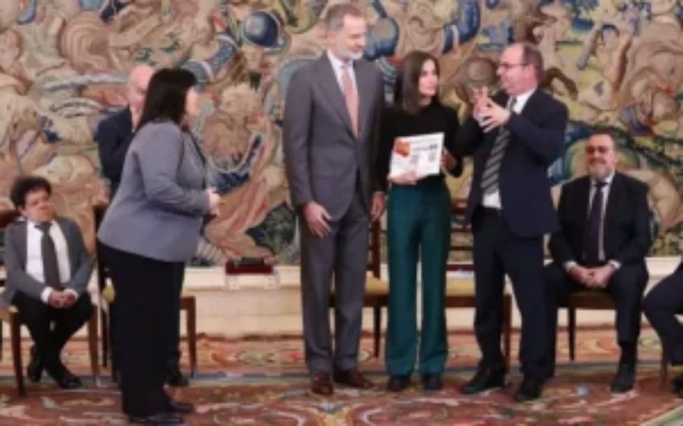 queen-letizia-hugo-boss-green-pants-5