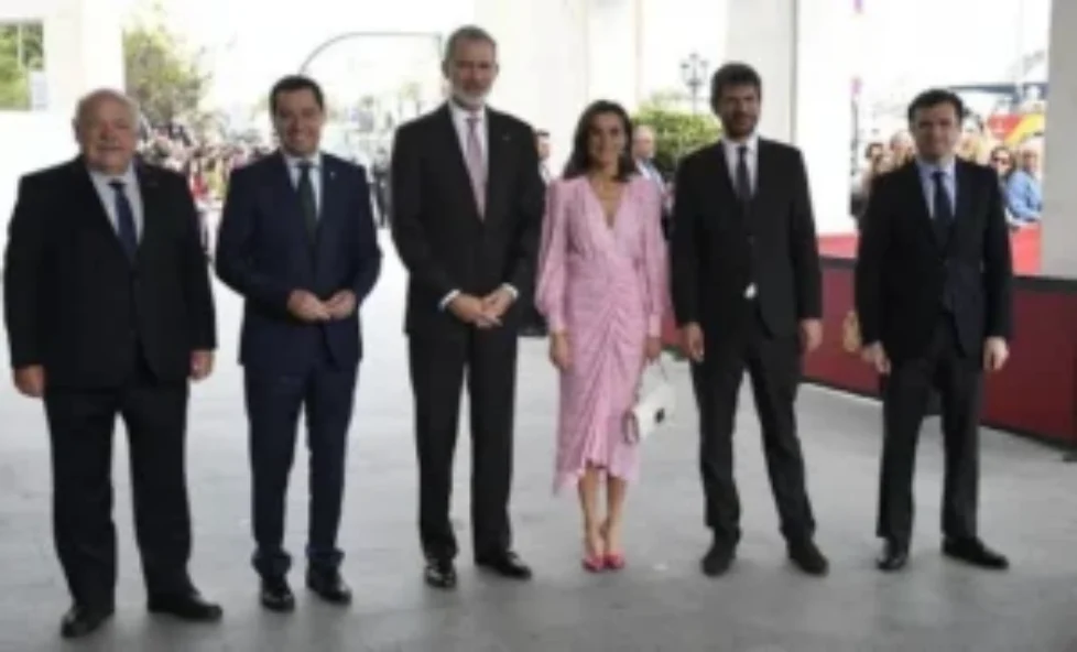 queen-letizia-lady-pipa-dress-3