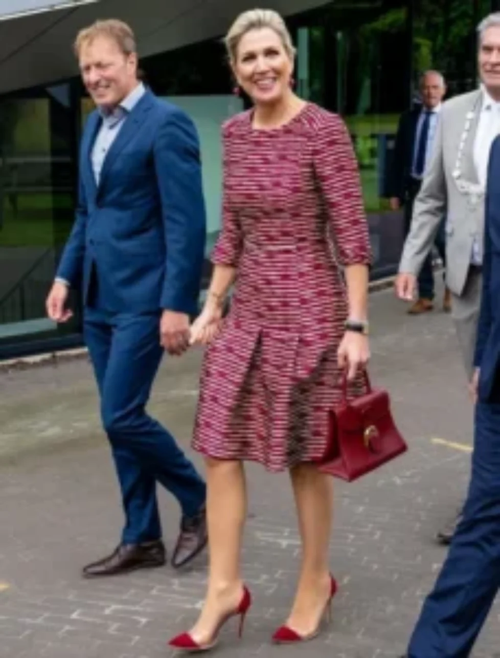 queen-maxima-natan-stripe-dress-3