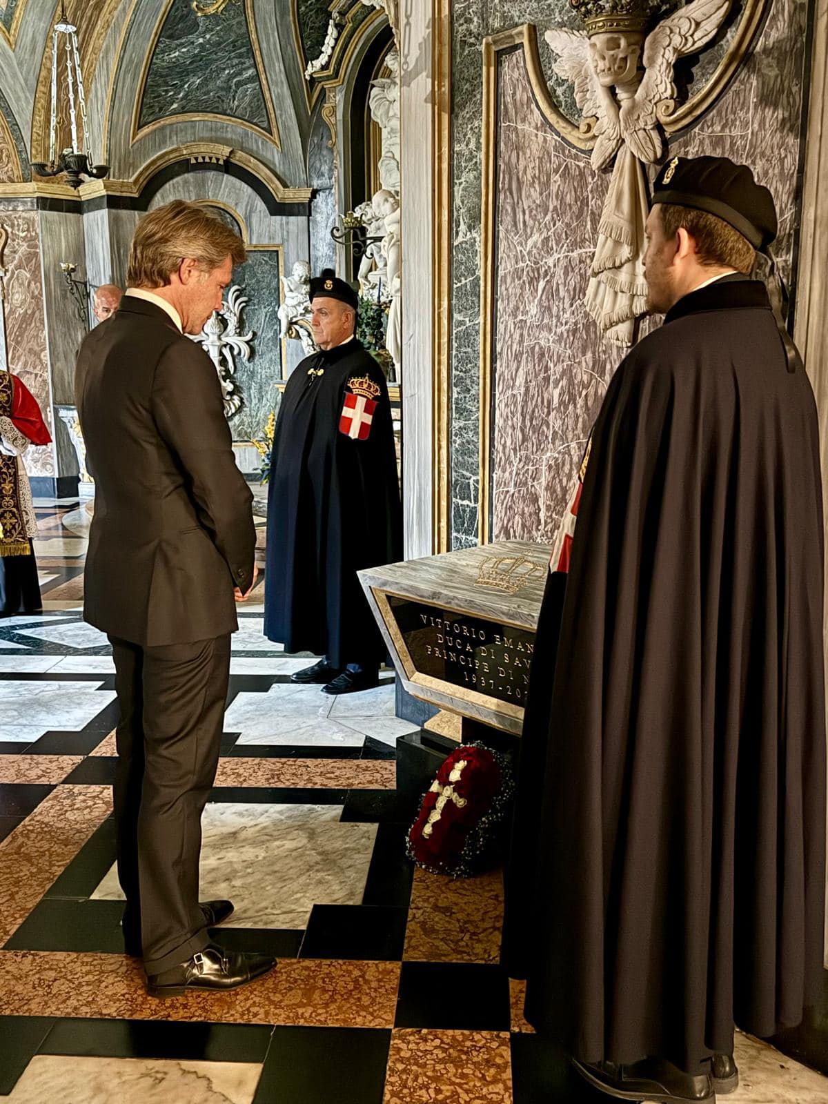Inhume Victor Emmanuel de Savoie inhumé en la Basilique de Superga – Noblesse ...