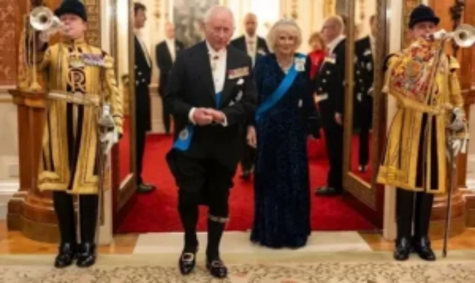 queen-camilla-aquamarine-tiara-1