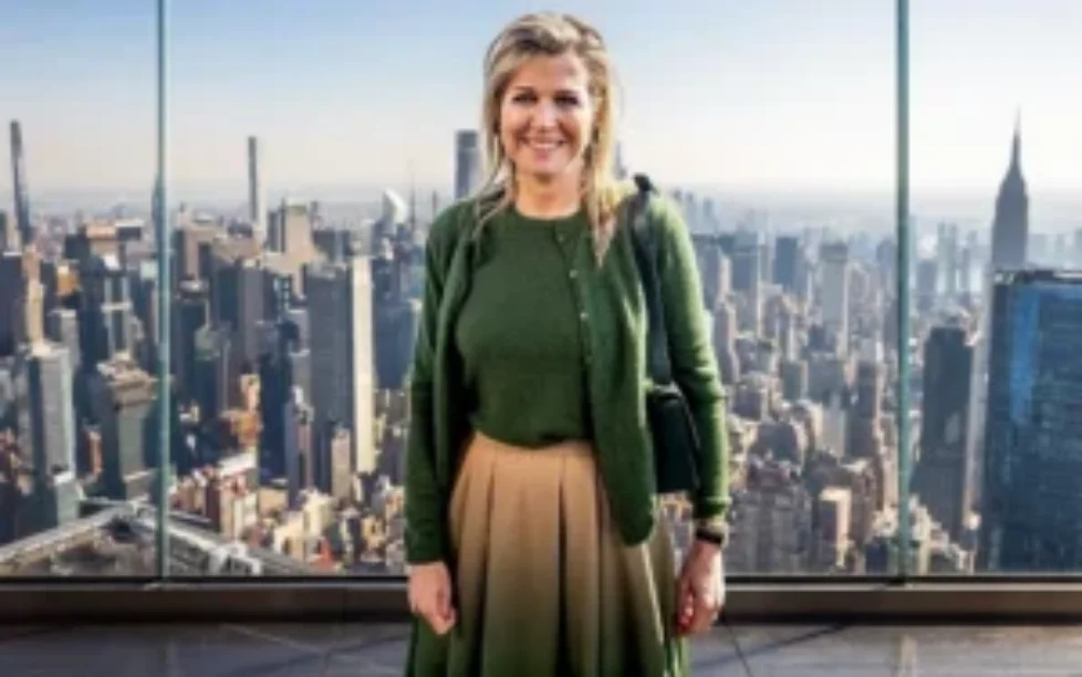 queen-maxima-natan-skirt-natan-sweater