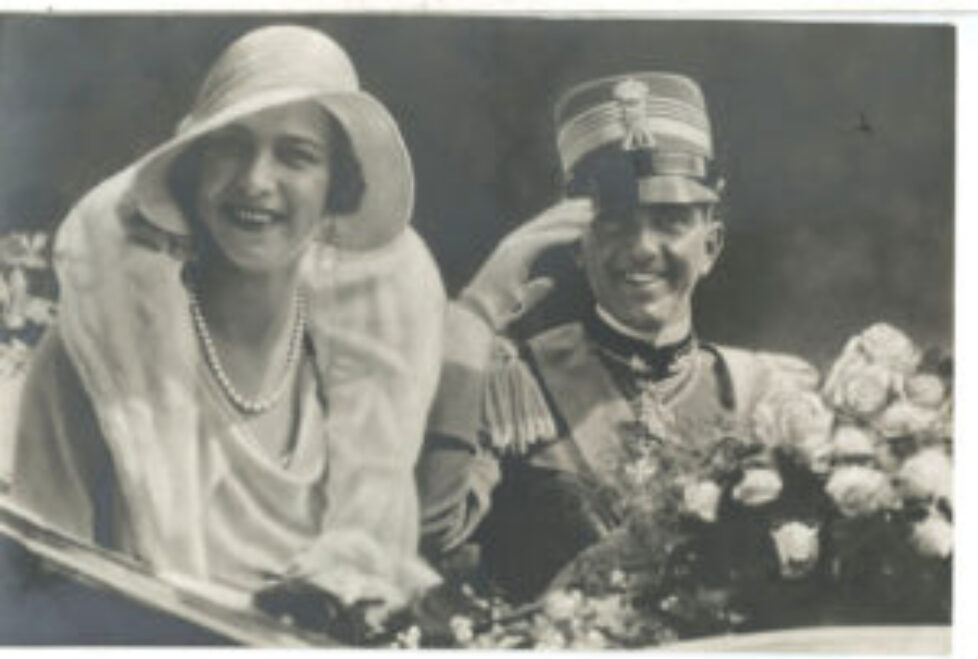 Kronprinzenpaar-Italien-in-der-Kutsche-Rom-Echtfoto--Koenig-Umberto-II--und-Koenigin-Marie-Jose-von-Italien-in-der-Kutsche--Erscheinungsjahr--1930--Gebiet--Rom--Kategorie--Personen--Hrsg-
