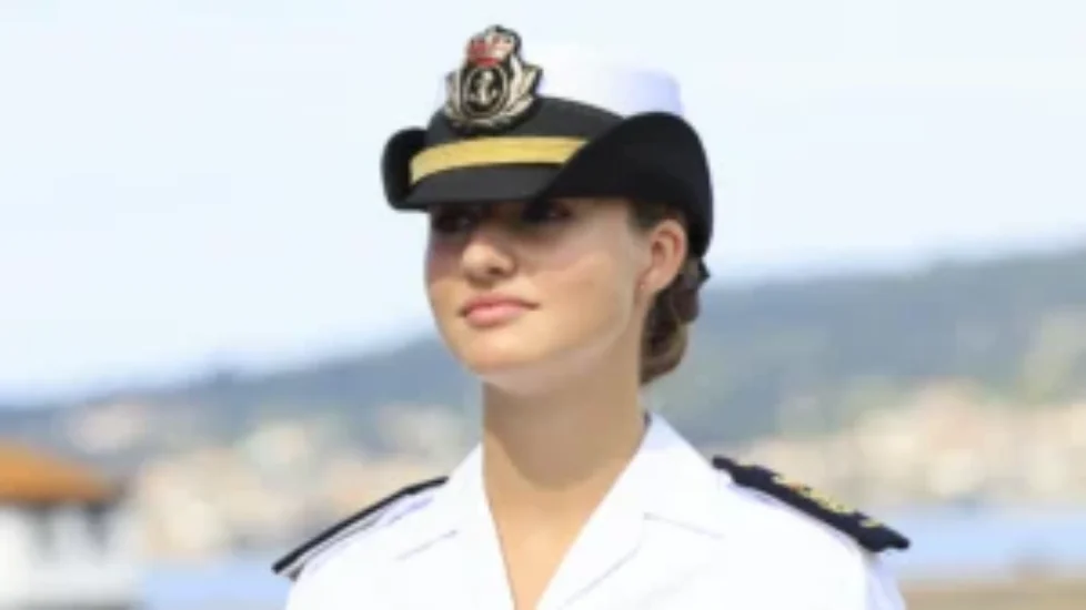 princesa-leonor-escuela-naval-marin_98
