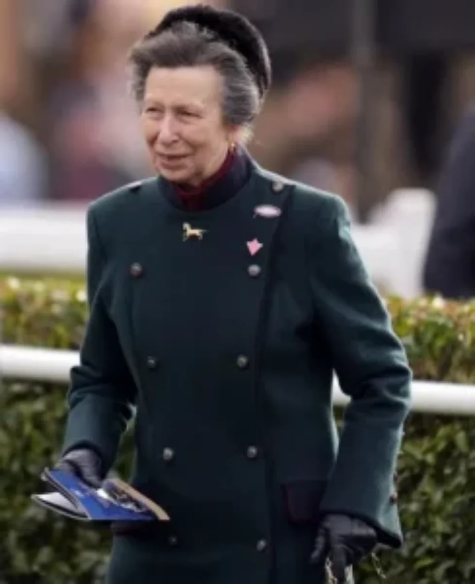 princess-anne-zara-tindall-karen-millen-coat-3