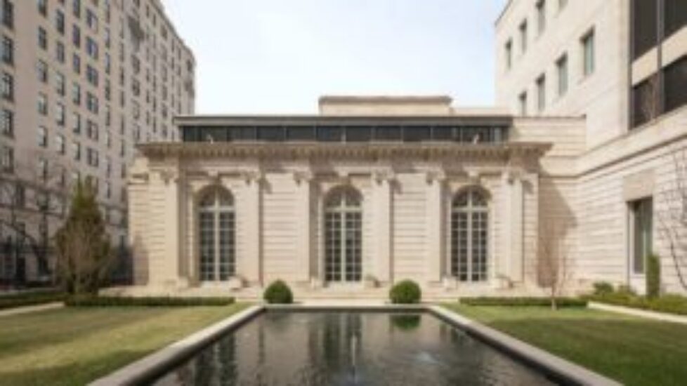 8---View-from-70th-Street-Garden