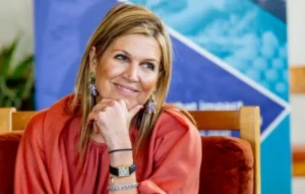 queen-maxima-natan-salmon-outfit-6