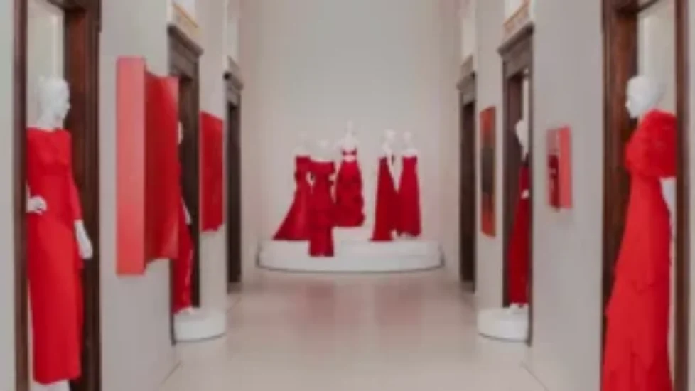 valentino-rome-exhibit-01