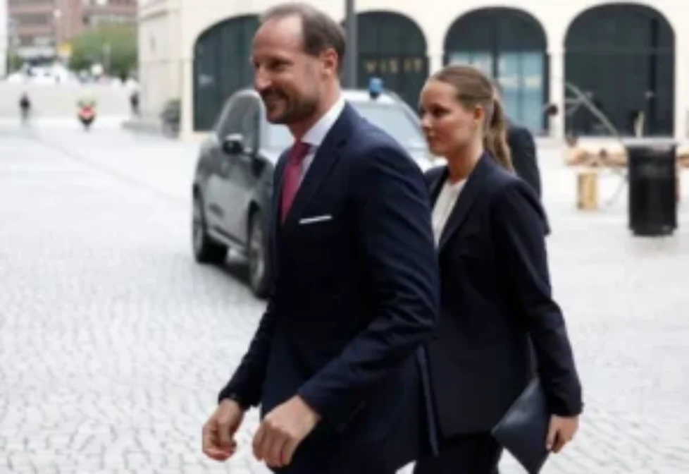 brigitte-macron-princess-mette-marit-queen-sonja-ingrid-alexandra-6