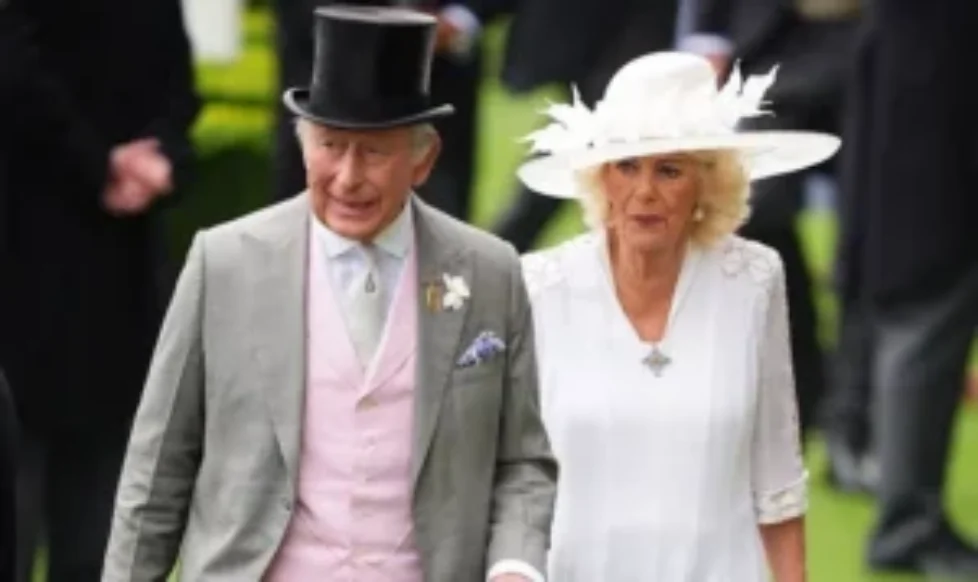 sarah-ferguson-princess-eugenie-camilla-zara-5