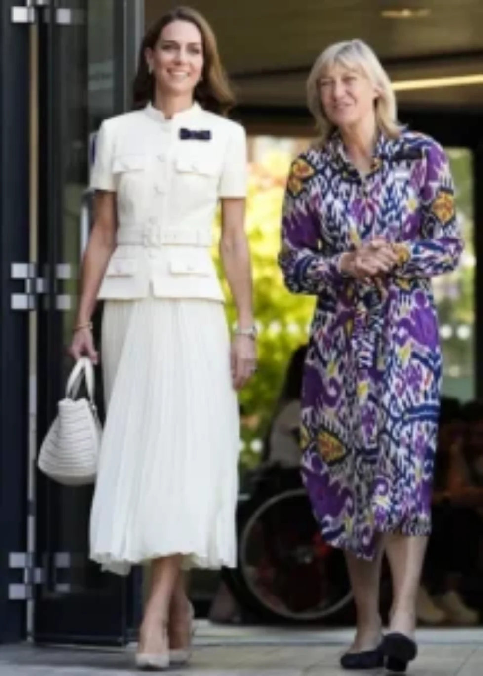 princess-of-wales-self-portrait-dress-3