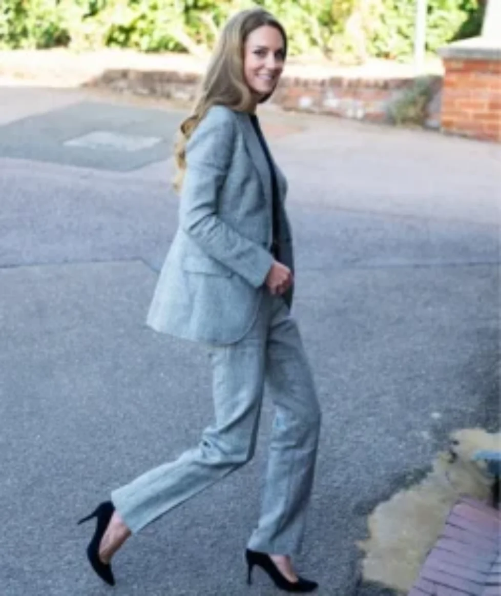 princess-of-wales-plaid-print-blazer-suit-4