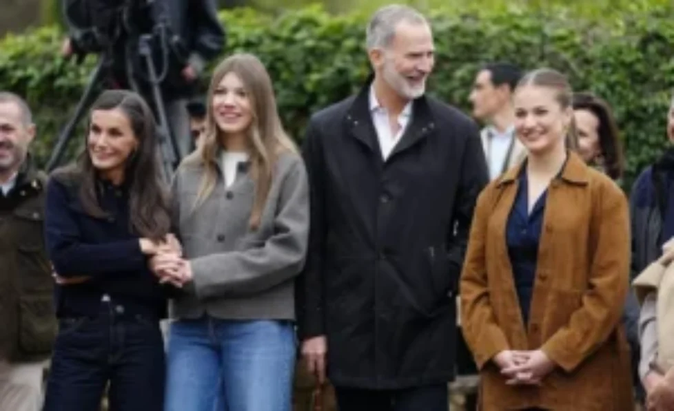 infanta-sofia-princess-leonor-queen-letizia-3