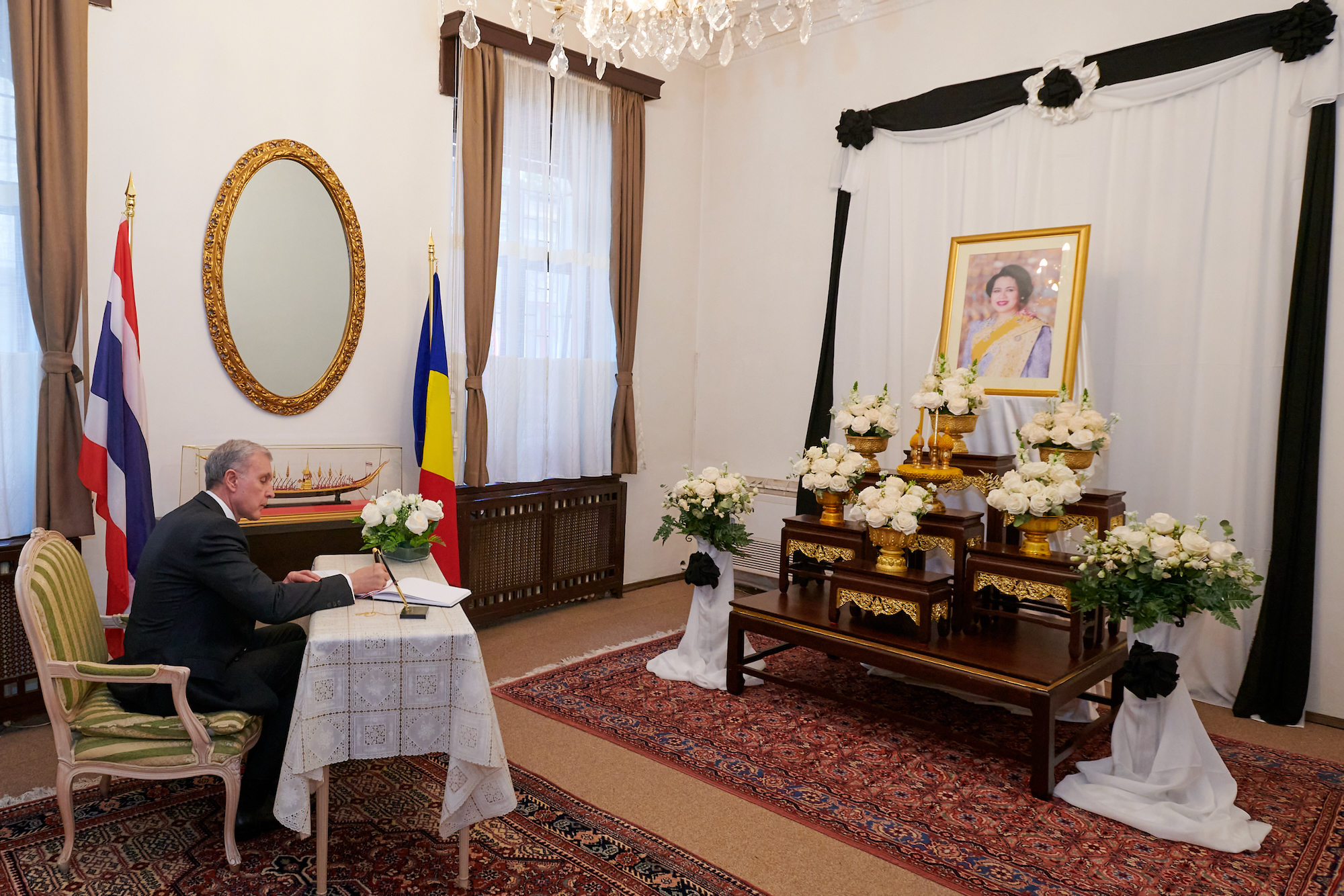 2025_11_3-Ambasada-Thailandei-Principele-Radu_ANG1116