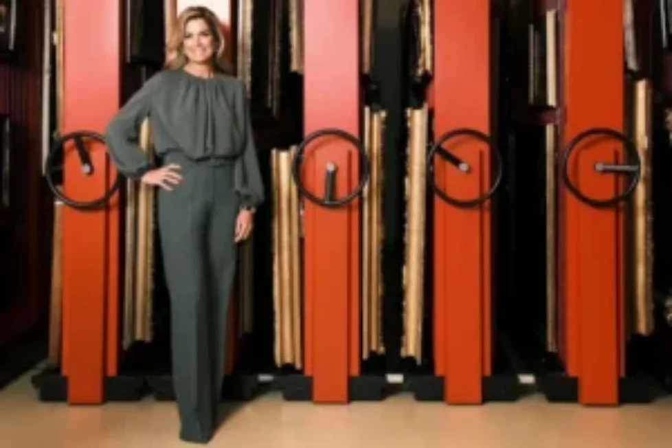 queen-maxima-natan-silk-top-2