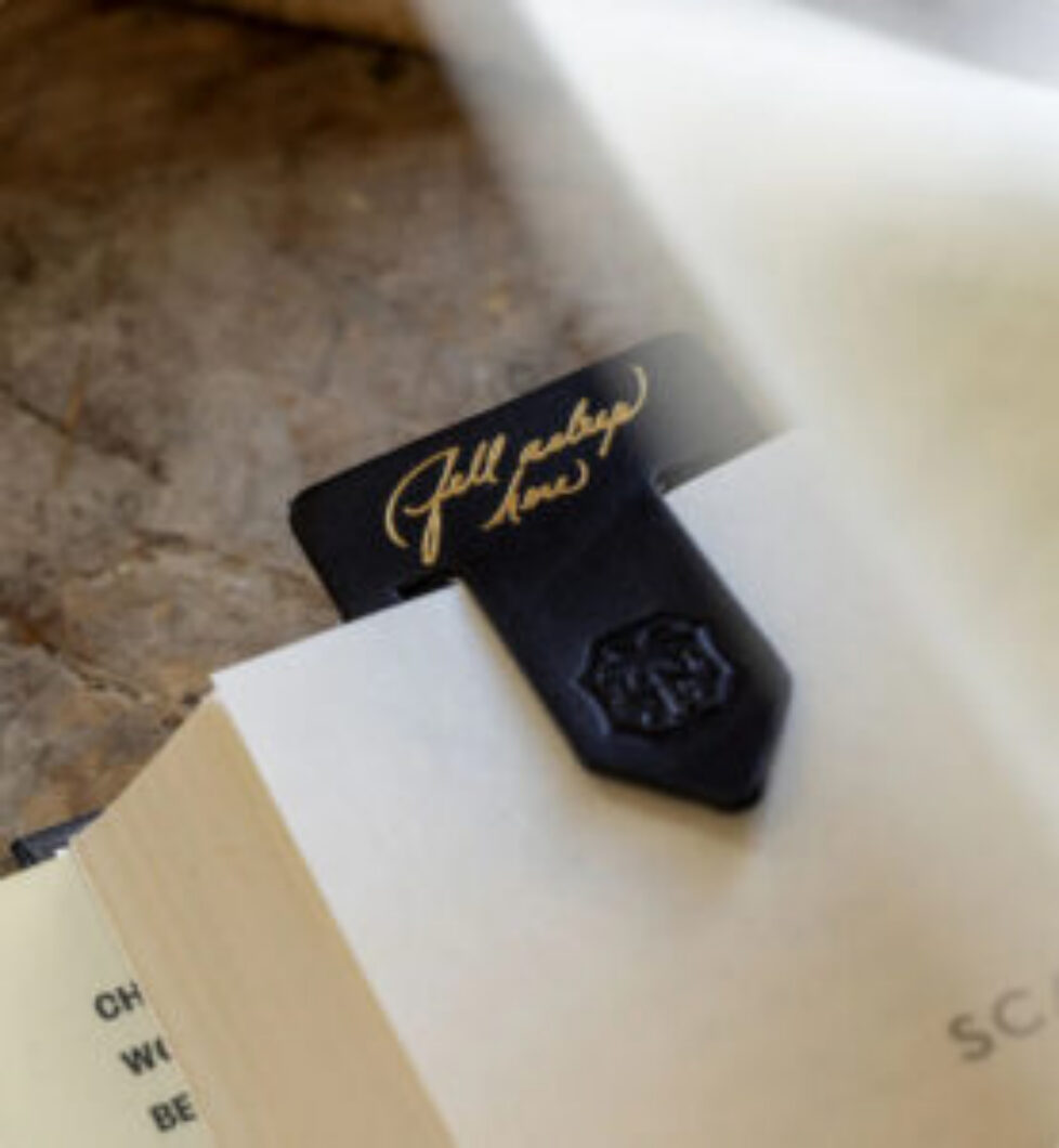 ae-bookmark-3