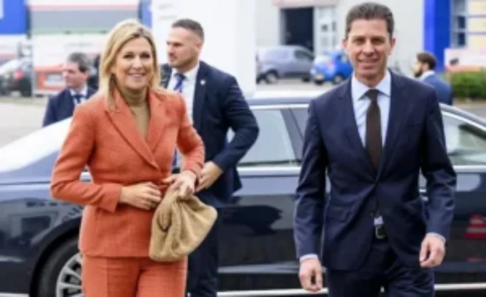 queen-maxima-natan-suit-2