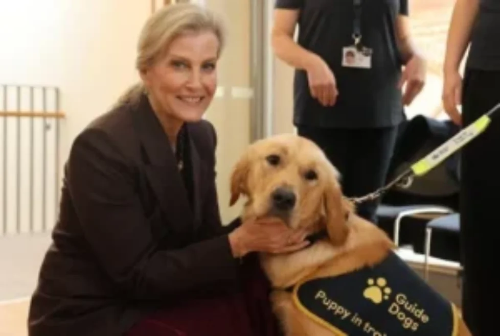 Duchess-of-Edinburgh-Gabriela-Hearst-6