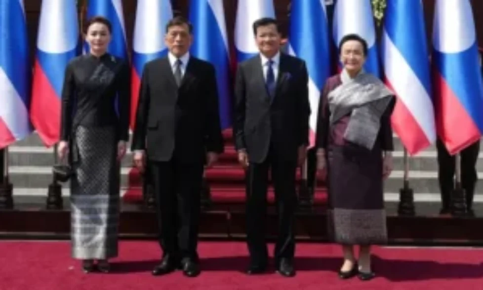 queen-suthiada-laos-10