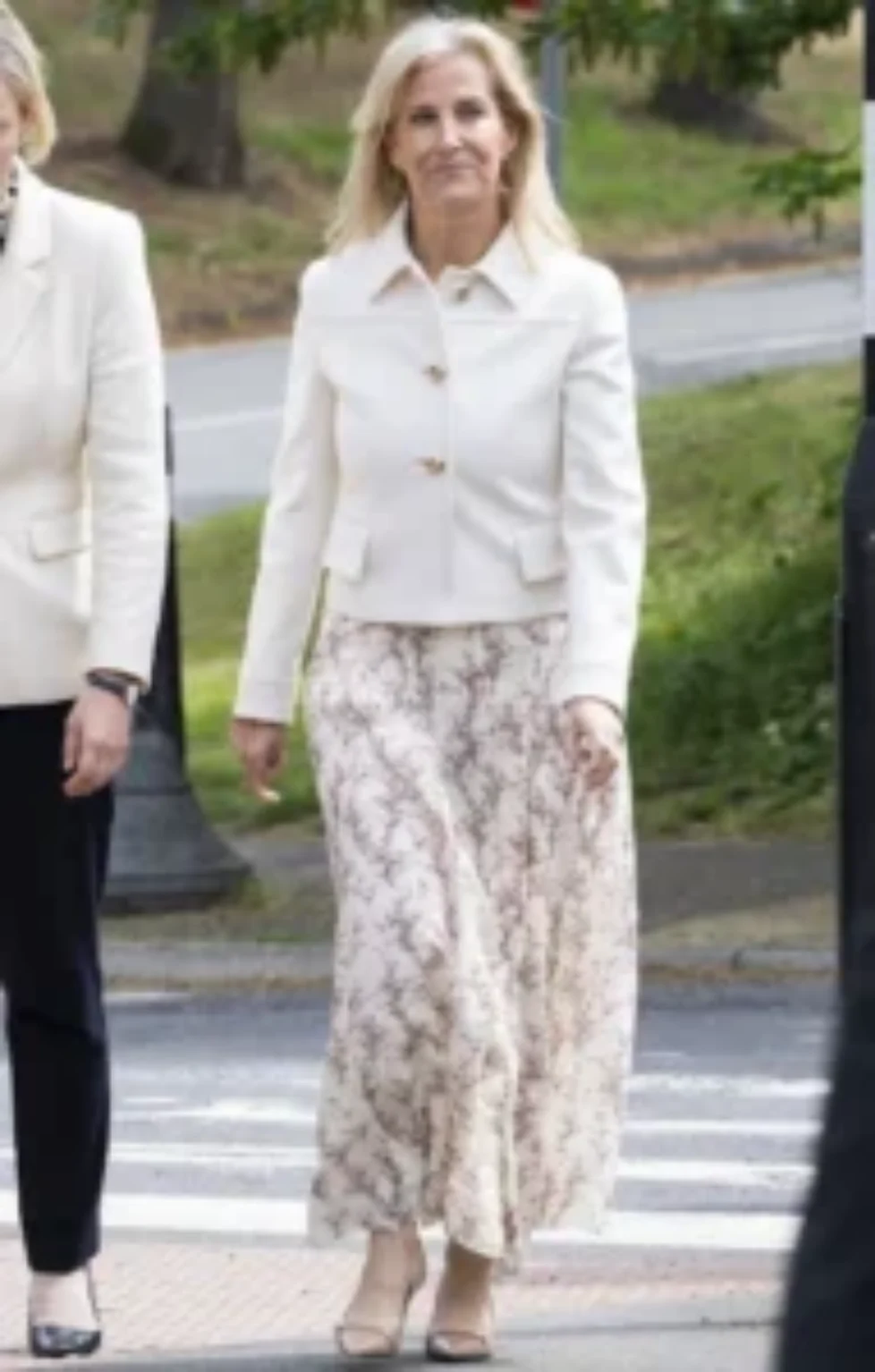 duchess-of-edinburgh-gabriela-hearst-skirt-prada-gabardine-wool-jacket-4